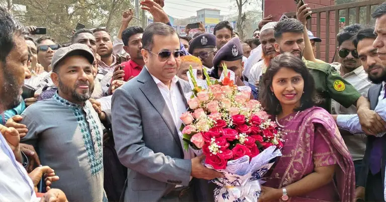 তথ্য ও সম্প্রচার প্রতিমন্ত্রী ইয়াসের খান চৌধুরী